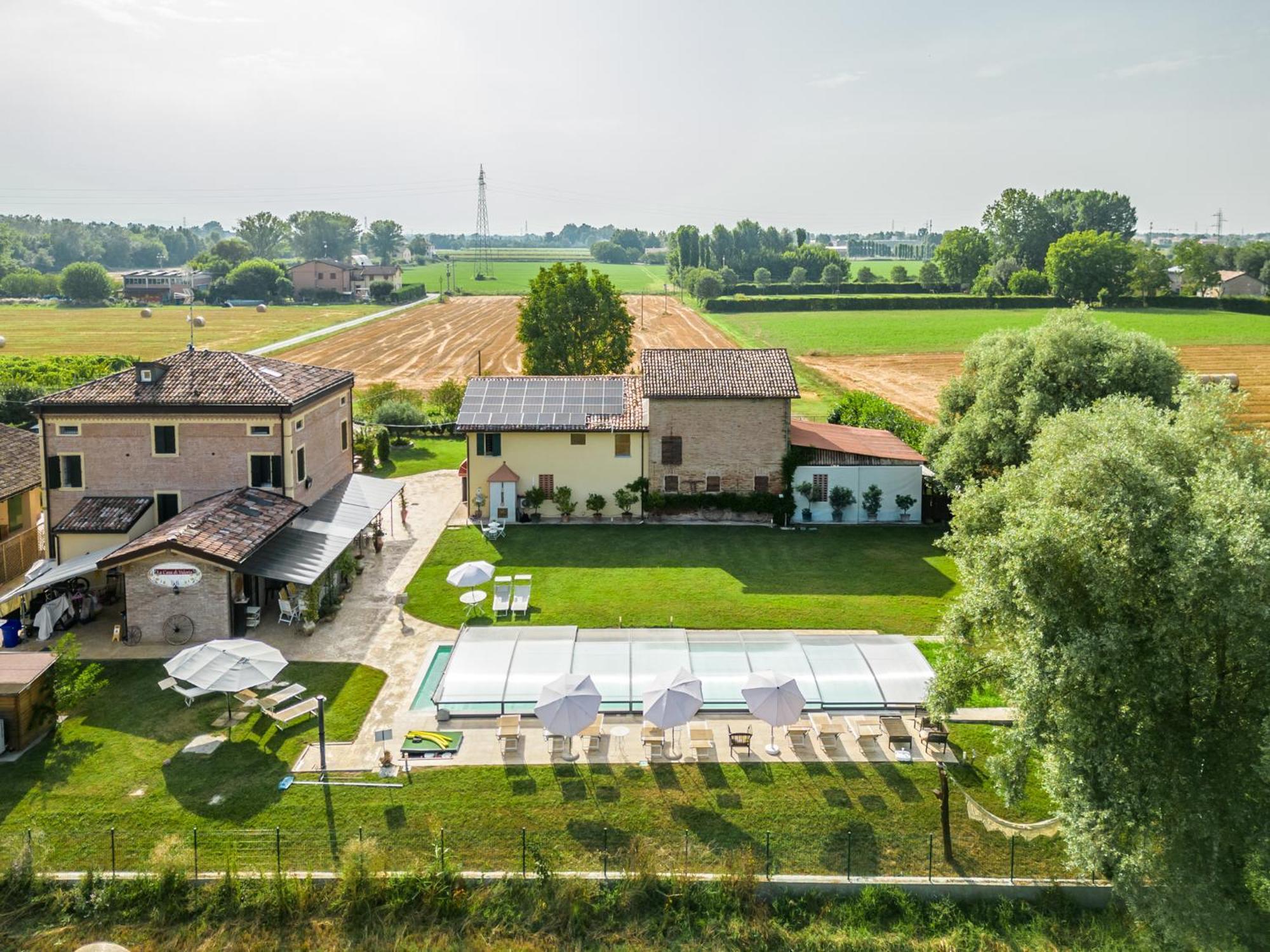 La Casa Di Valeria - Modena Bed & Breakfast エクステリア 写真