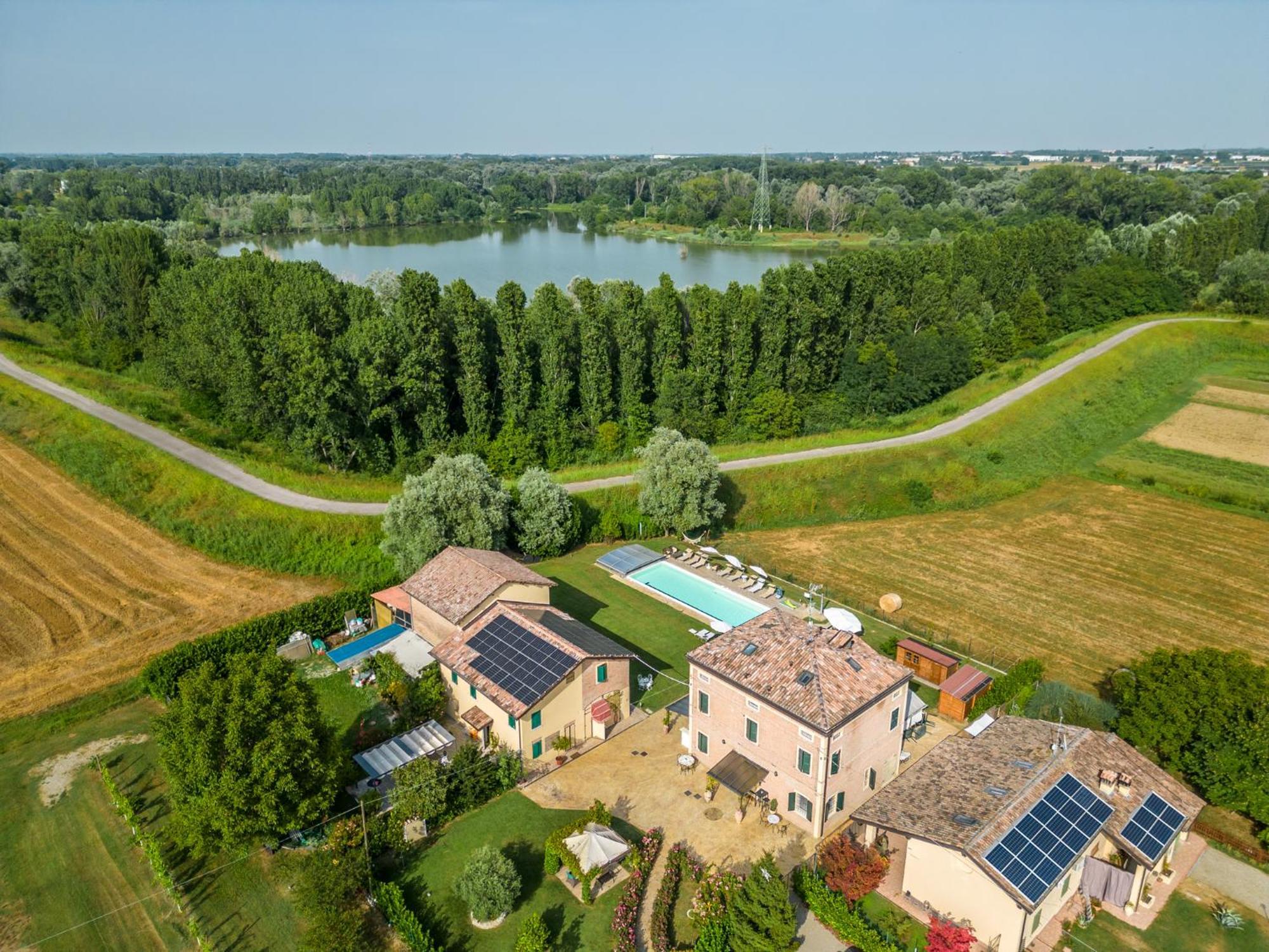 La Casa Di Valeria - Modena Bed & Breakfast エクステリア 写真