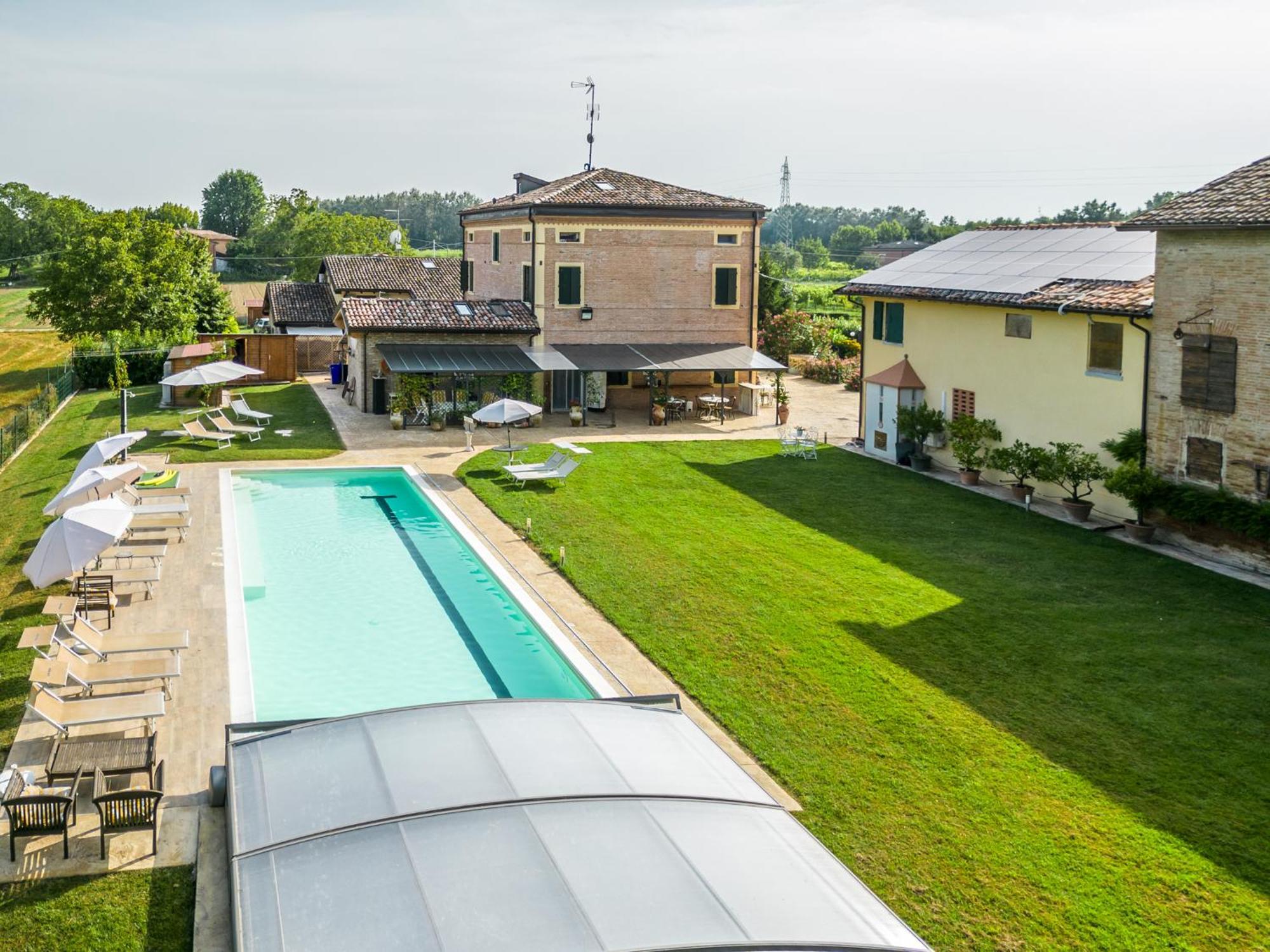 La Casa Di Valeria - Modena Bed & Breakfast エクステリア 写真
