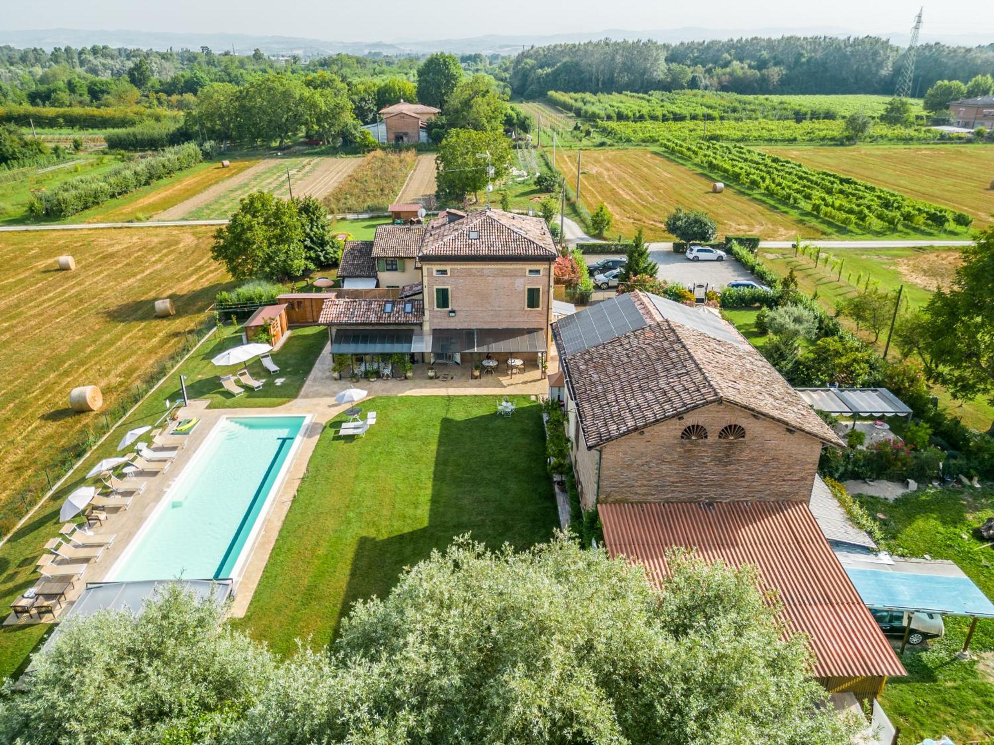 La Casa Di Valeria - Modena Bed & Breakfast エクステリア 写真