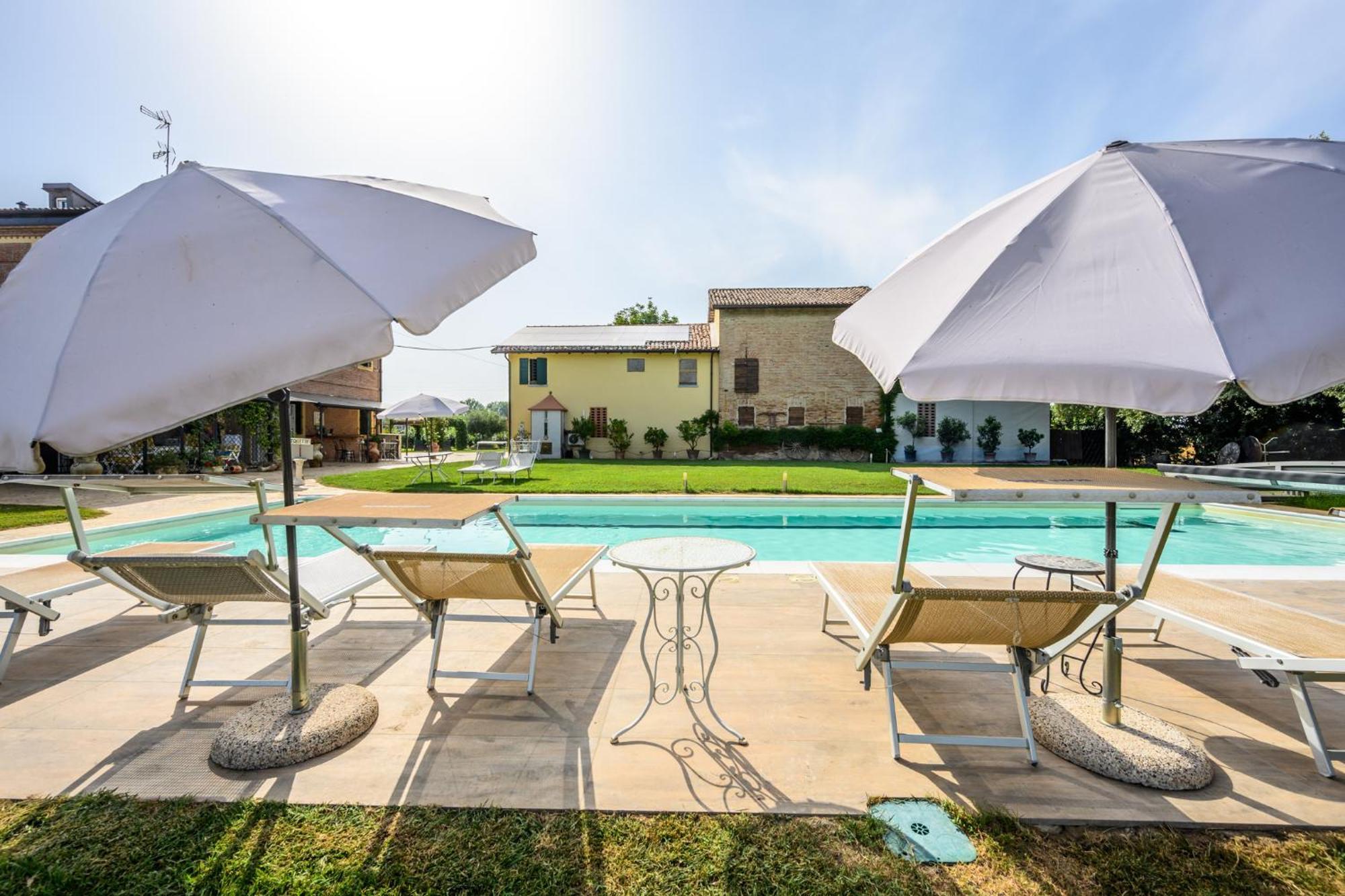 La Casa Di Valeria - Modena Bed & Breakfast エクステリア 写真