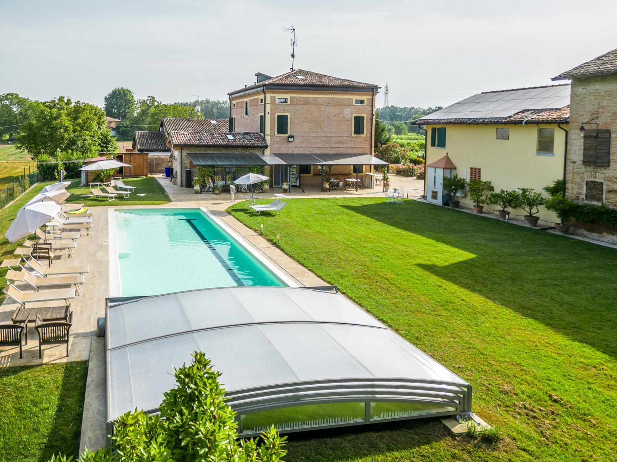 La Casa Di Valeria - Modena Bed & Breakfast エクステリア 写真